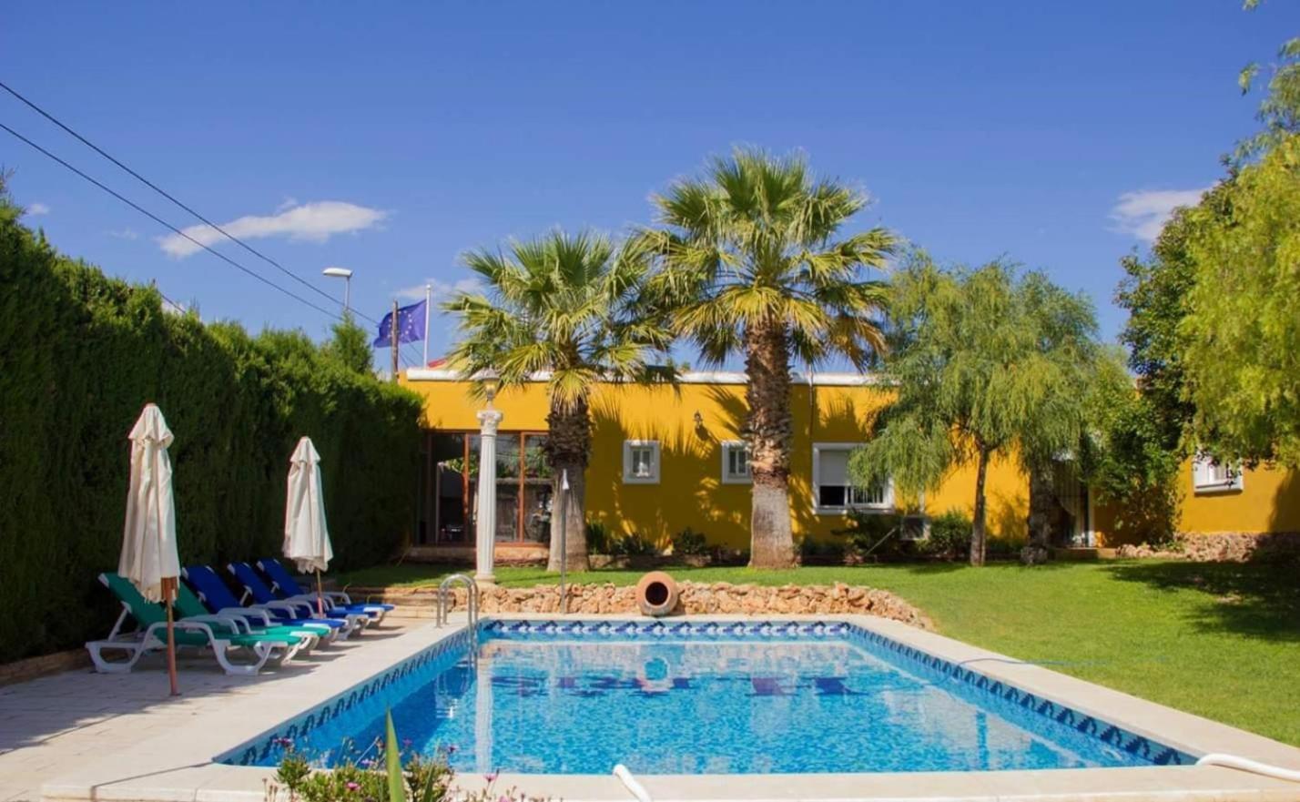 Hotel Iris לה אליאנה מראה חיצוני תמונה